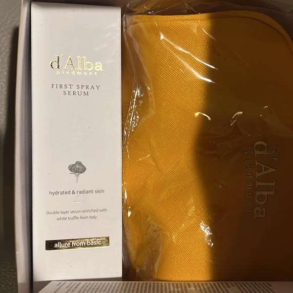 NEW & SEALED D’ALBA PIEDMONT FIRST SPRAY SERUM GIFT SET - Picture 3 of 5